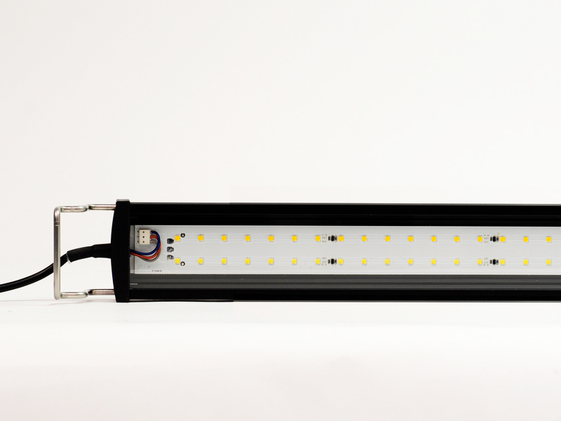 Dennerle Trocal Led 5500K° per dolce 60W 108-125cm