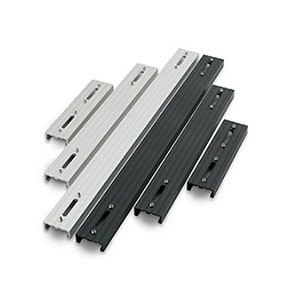 Aqua Illumination EXT Mounting System Rail Collegamento per Plafoniere Hydra 45.72cm nero